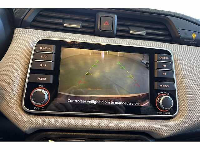 Nissan Micra GPS + CAMERA + SENSOREN