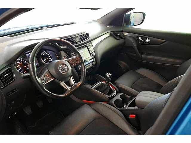 Nissan Qashqai DIG-T 140 EVAPO N-Tec Manueel/Navigatie/360 Camera/Cruise Control/Parkeersensore