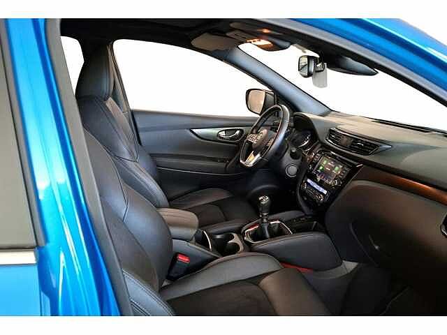 Nissan Qashqai DIG-T 140 EVAPO N-Tec Manueel/Navigatie/360 Camera/Cruise Control/Parkeersensore