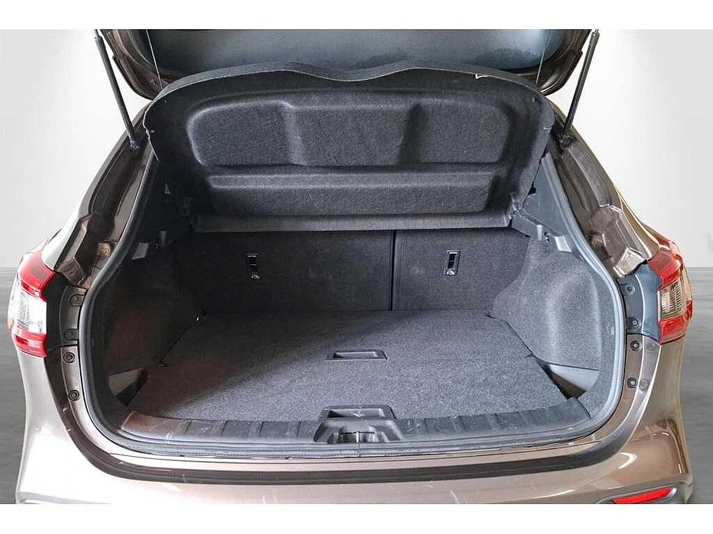 Nissan Qashqai DIG-T 140 N-Connecta | Pano | Navi | 360°