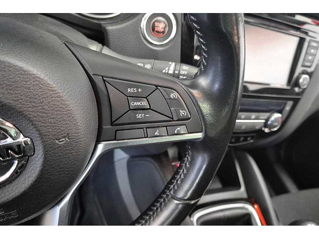 Nissan Qashqai DIG-T 140 N-Connecta | Pano | Navi | 360°