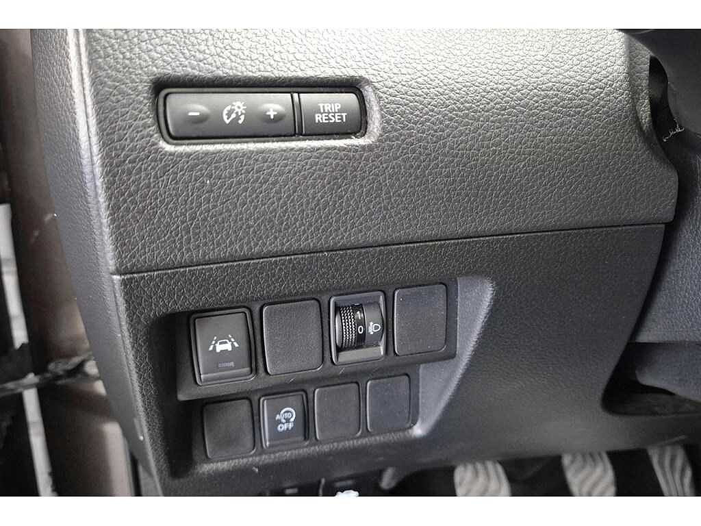 Nissan Qashqai DIG-T 140 N-Connecta | Pano | Navi | 360°
