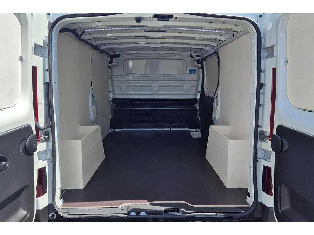 Nissan Primastar L2H1 2.0 dCi 150 N-Connecta 3.0T aut. Automaat/Navigatie/Parkeersensoren