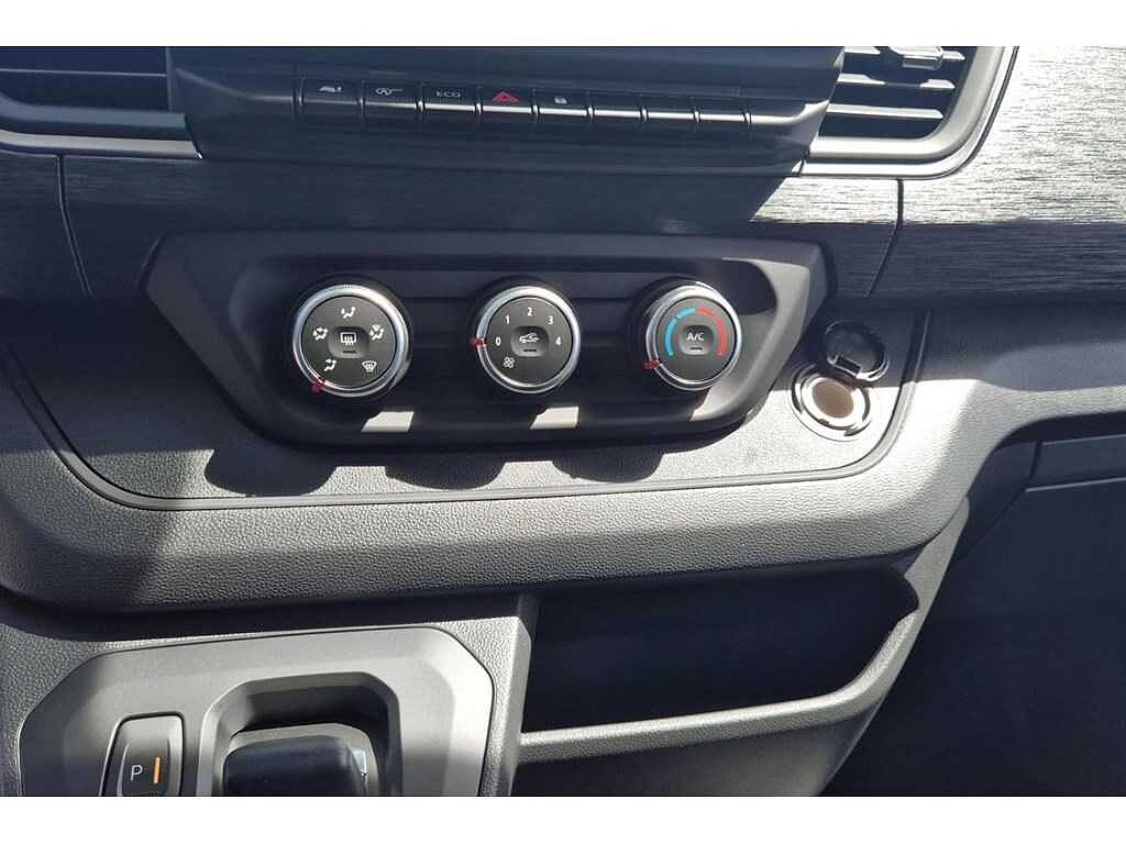 Nissan Primastar L2H1 2.0 dCi 150 N-Connecta 3.0T aut. Automaat/Navigatie/Parkeersensoren