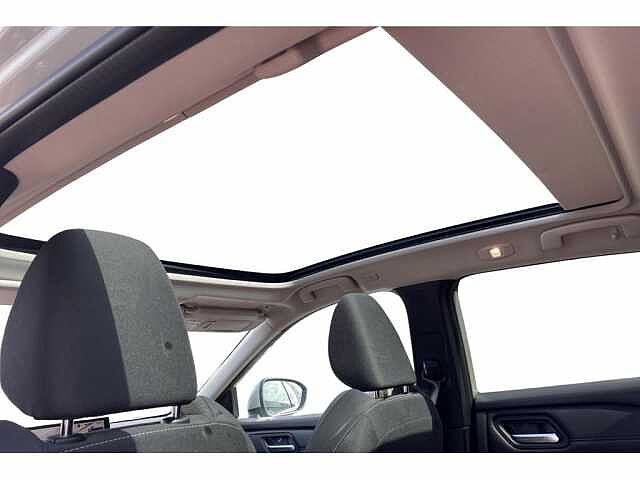 Nissan Qashqai Hybride-360Cam-Pano-Aut-Carplay