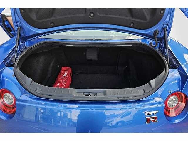 Nissan GT-R 3.8 V6 570pk Prestige