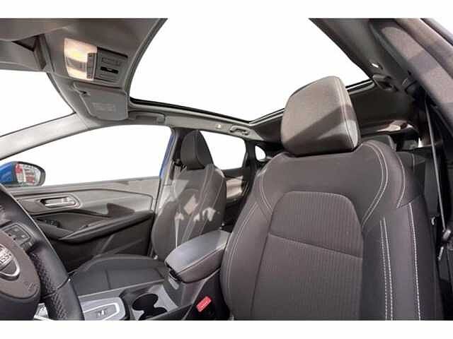 Nissan Qashqai Aut-Pano-Cam-Gps-Carplay-Airco Nissan QASHQAI 1.3 DIG-T Automaat