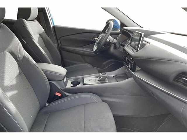 Nissan Qashqai Aut-Pano-Cam-Gps-Carplay-Airco Nissan QASHQAI 1.3 DIG-T Automaat