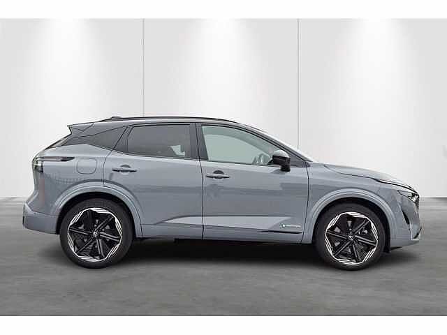 Nissan Qashqai Hybrid-Aut-GPS-Airco-Carplay