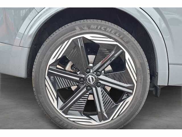 Nissan Qashqai Hybrid-Aut-GPS-Airco-Carplay