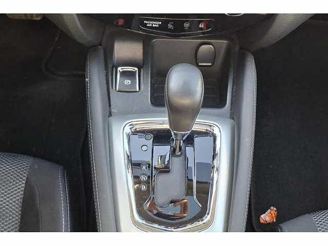 Nissan Qashqai 1.2 DIG-T N-Connecta Xtronic