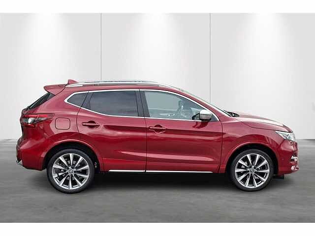 Nissan Qashqai DIG-T 160 EVAPO DCT Tekna+