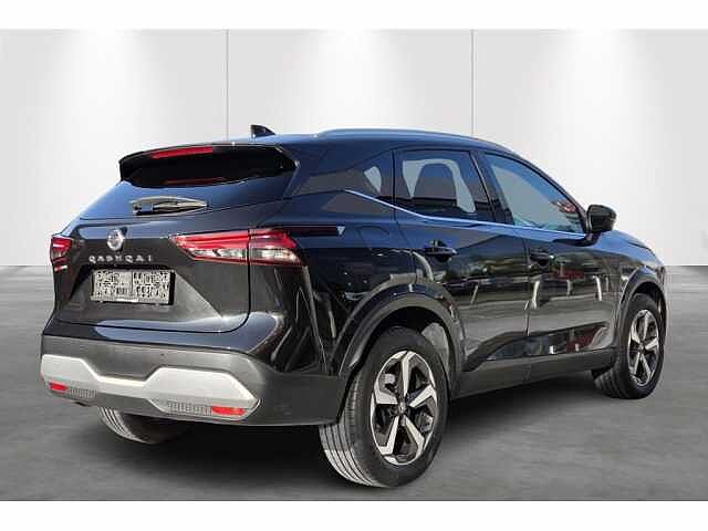 Nissan Qashqai 1.3 Mhev 140pk N-Connecta + Design Pack + easy pack