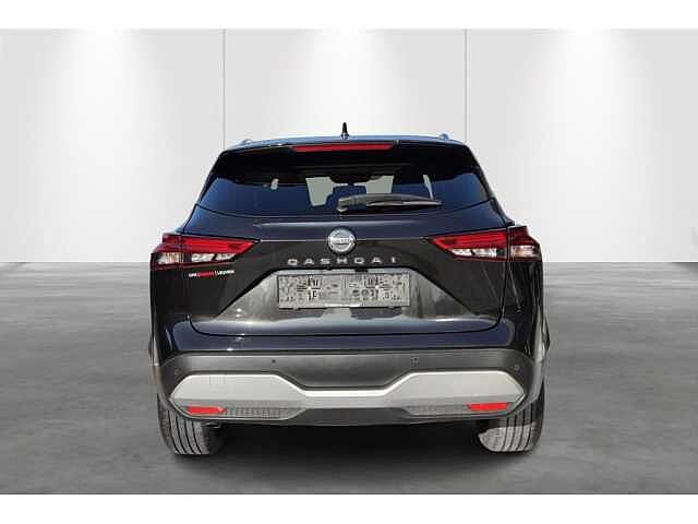 Nissan Qashqai 1.3 Mhev 140pk N-Connecta + Design Pack + easy pack