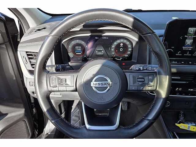 Nissan Qashqai 1.3 Mhev 140pk N-Connecta + Design Pack + easy pack