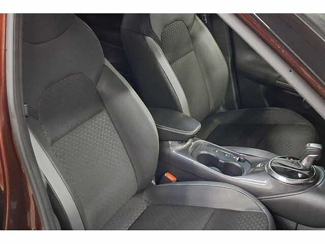 Nissan Juke Hybrid-AUT-Cam-Carplay-Airco-Sensoren