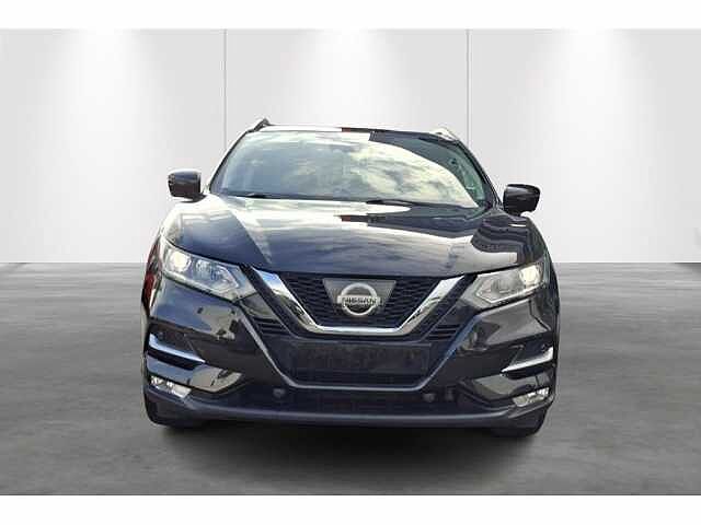 Nissan Qashqai 1.2 DIG-T N-Connecta + Design Pack