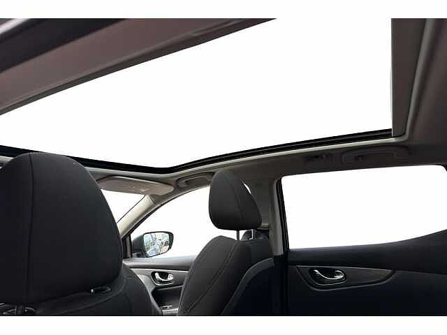 Nissan Qashqai 360Camera-GPS-Airco-Pano