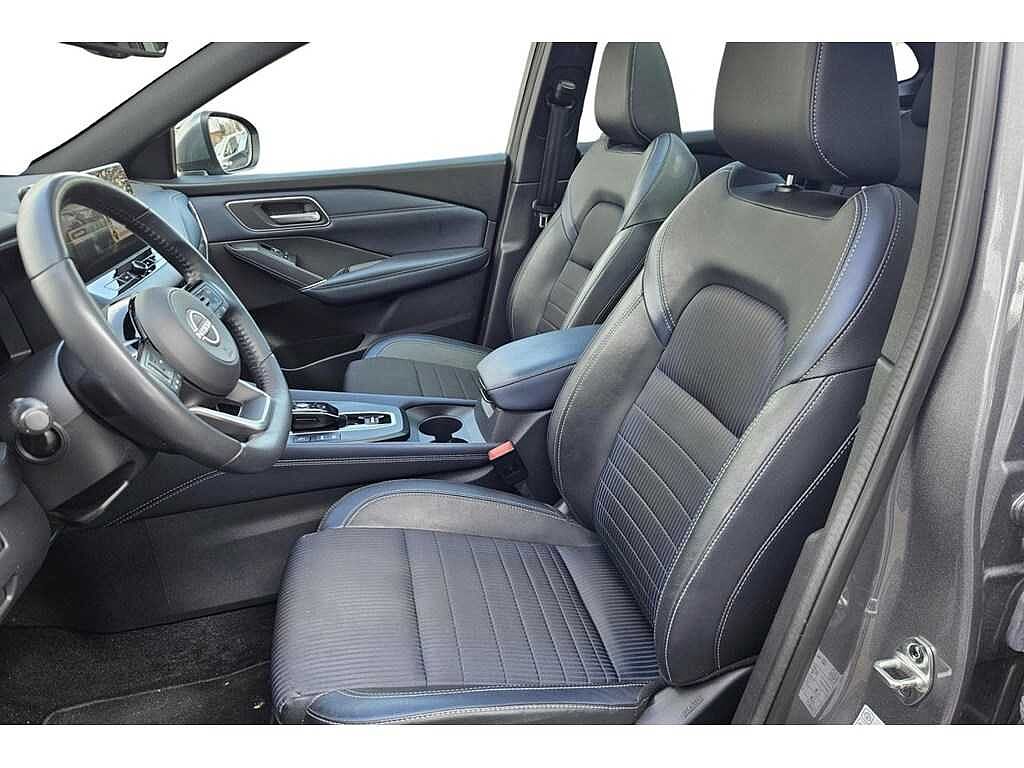 Nissan Qashqai Tekna Pano-Hybrid-Aut-360Cam-gps-carplay