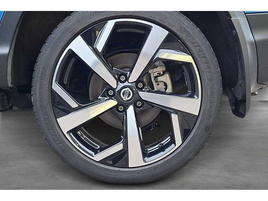 Nissan Qashqai DIG-T 160 EVAPO DCT Tekna+