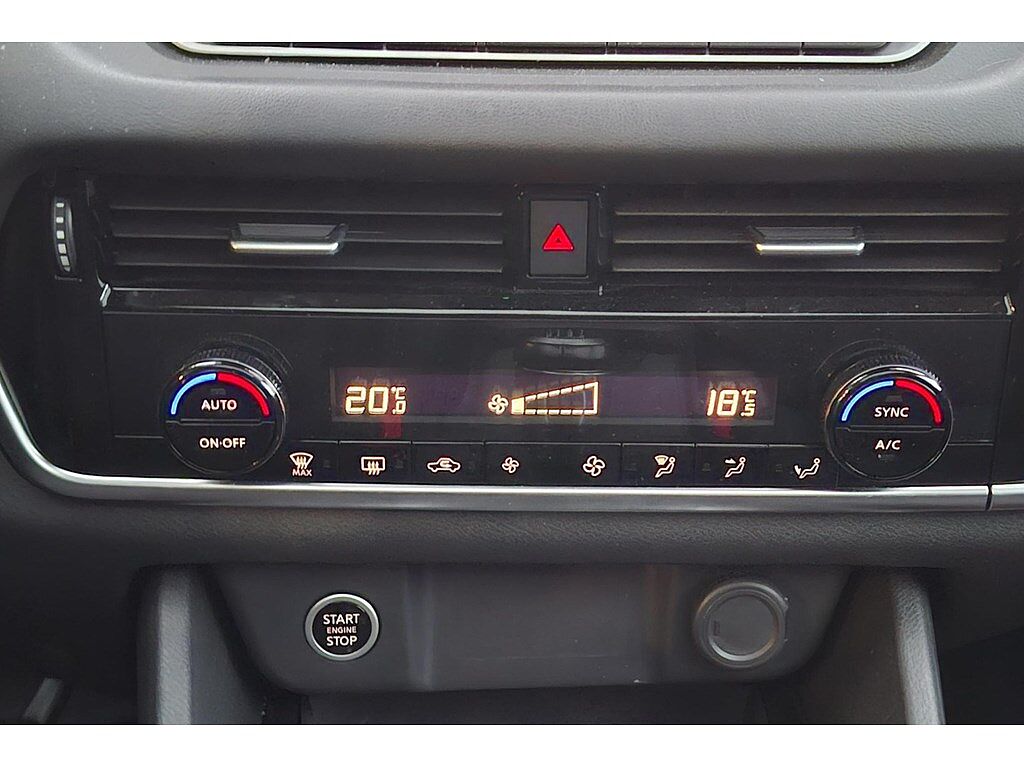 Nissan Qashqai MHEV-Carplay-Pano-Airco-Cruisecontrol