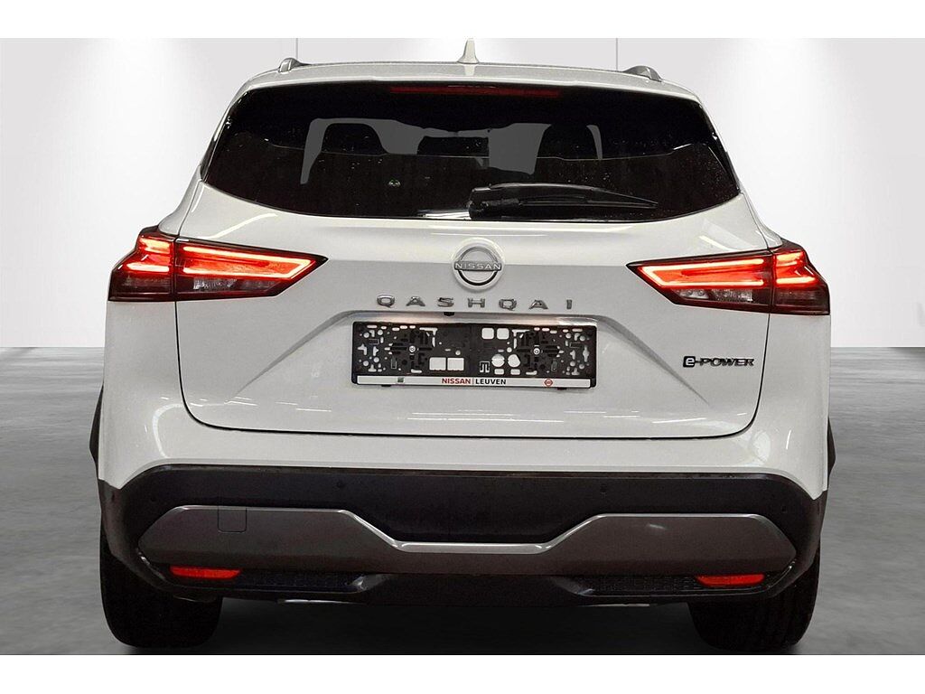 Nissan Qashqai Hybride-Auto-Pano-Carplay-GPS-Airco