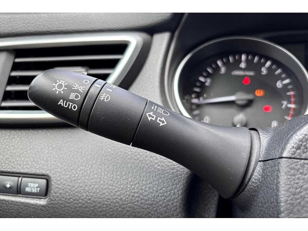 Nissan Qashqai Pano-Carplay-Airco-GPS