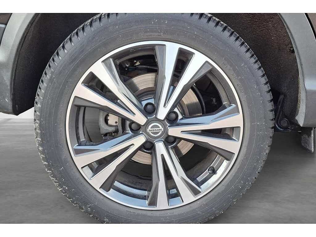 Nissan Qashqai 1.2 DIG-T N-Connecta + Design Pack