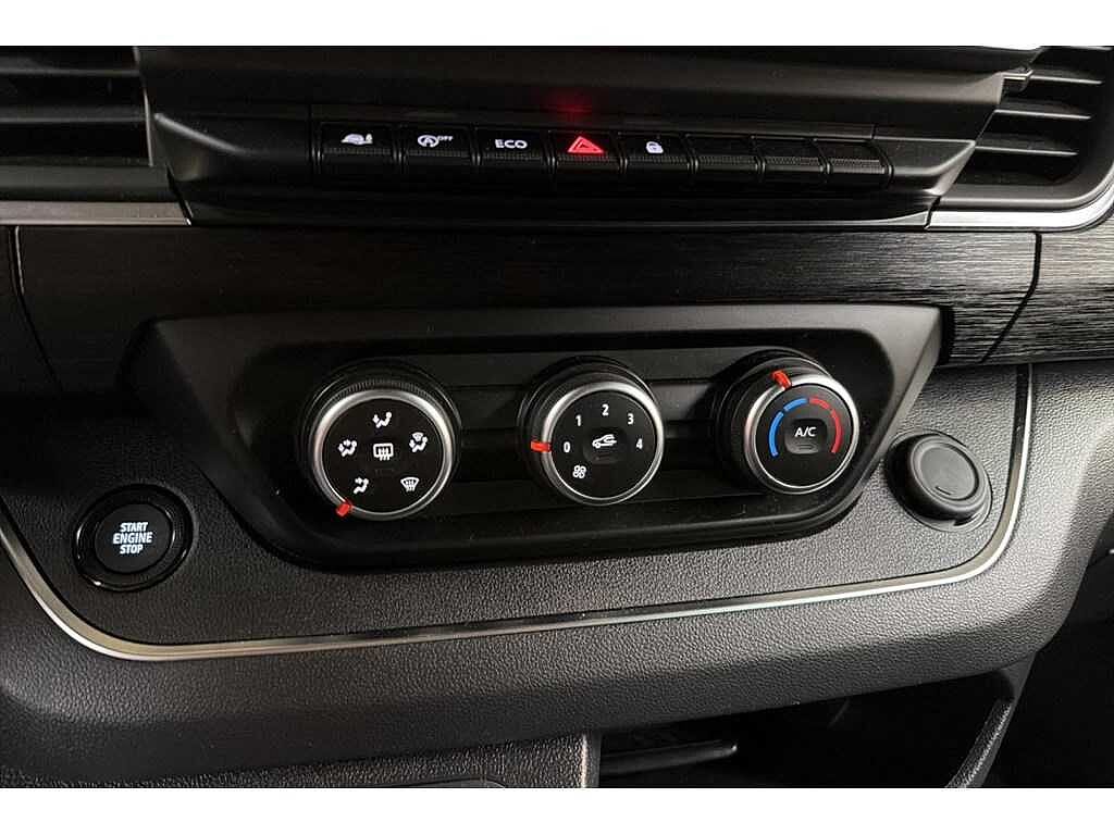 Nissan Primastar 8-zit-Carplay-Airco-Trekhaak