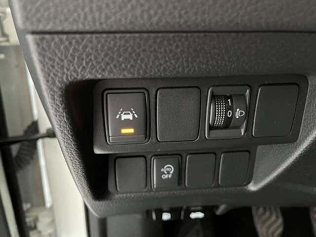 Nissan Qashqai Qashqai 1.3 DIG-T N-CONNECTA