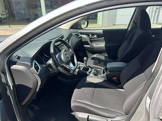 Nissan Qashqai Qashqai 1.3 DIG-T Urban Edition