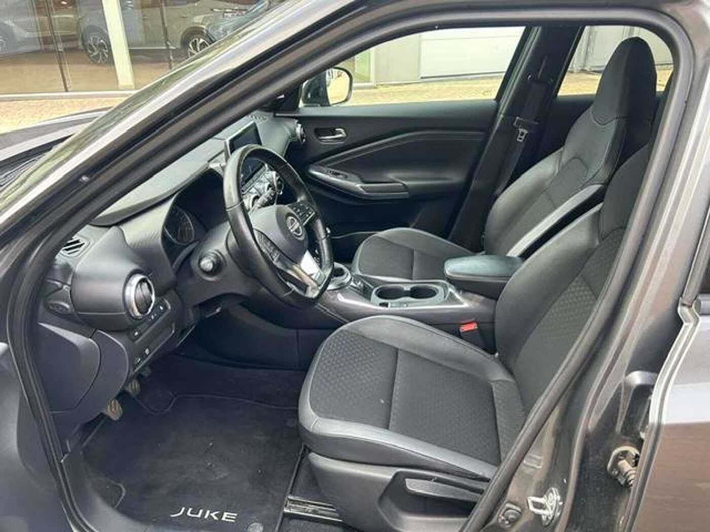 Nissan Juke Juke 1.0 DIG-T 2WD N-Connecta (EU6AP)