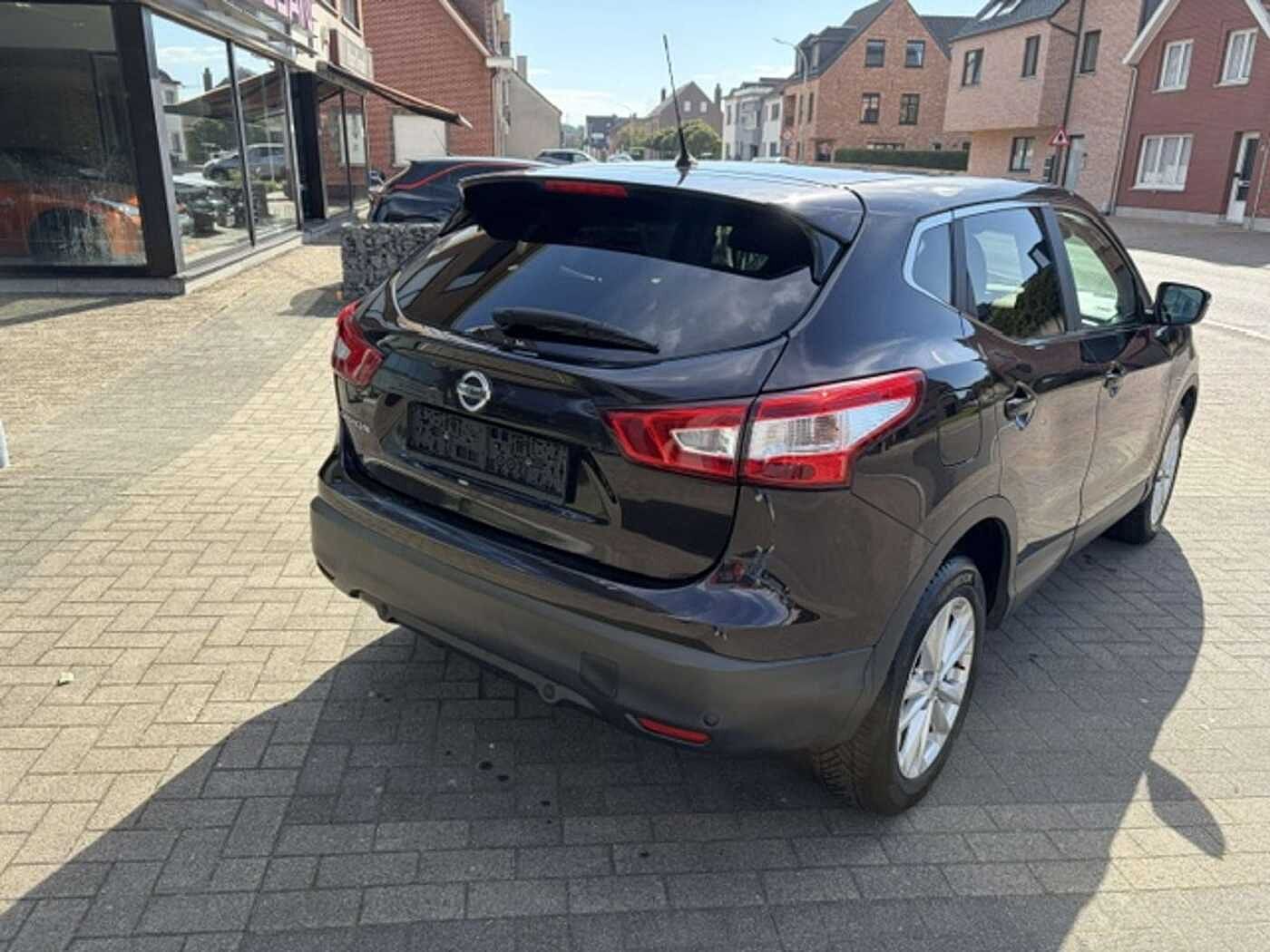 Nissan Qashqai Qashqai 1.2 DIG-T 2WD Connect Edition