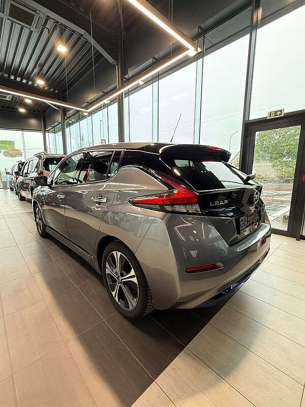 Nissan Leaf EV N-Connecta 40 kWh